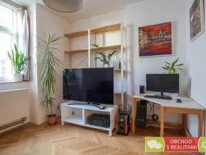 Prodej bytu 2+kk, Praha - Holešovice, U Uranie, 40 m2