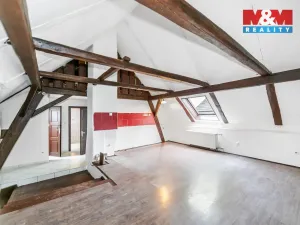 Prodej činžovního domu, Holýšov, náměstí 5. května, 230 m2