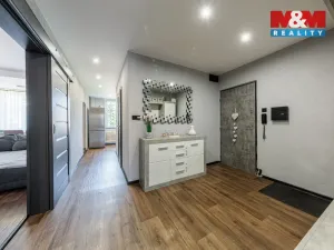 Prodej bytu 3+1, Horní Slavkov, Dlouhá, 76 m2