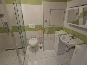 Pronájem bytu 2+kk, Velký Osek, U hřiště, 66 m2