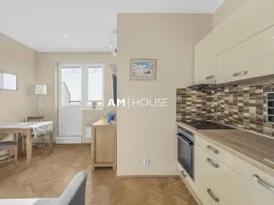Pronájem bytu 1+kk, Praha - Vinohrady, Sobotecká, 32 m2