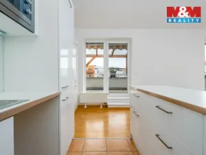 Prodej bytu 2+kk, Praha, Sicherova, 64 m2
