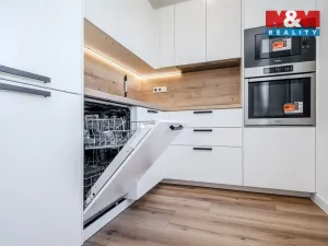 Prodej bytu 3+kk, Ostrava - Poruba, Charkovská, 58 m2