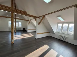 Pronájem kanceláře, Praha - Horní Počernice, Bystrá, 120 m2