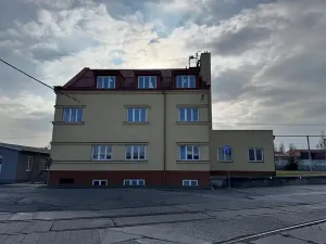 Pronájem kanceláře, Praha - Horní Počernice, Bystrá, 120 m2