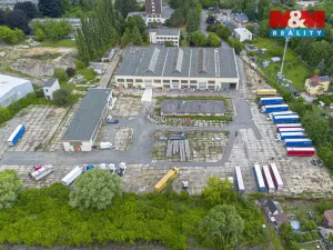 Prodej komerčního pozemku, Kutná Hora, Vítězná, 30242 m2