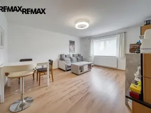 Prodej rodinného domu, Královice, 250 m2