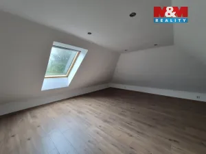 Pronájem bytu 2+1, Nový Bor, Husova, 78 m2