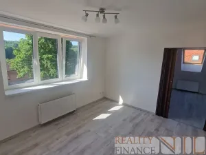 Pronájem bytu 2+kk, Tlučná, V Rybníčkách, 52 m2