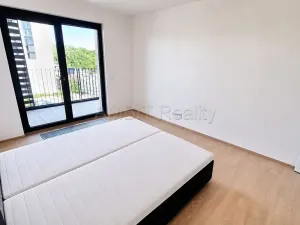 Pronájem bytu 2+kk, Praha - Modřany, Mezi vodami, 70 m2