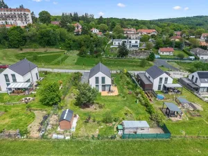 Prodej rodinného domu, Kamenice, Lužní, 141 m2