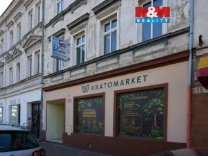 Pronájem obchodního prostoru, Teplice - Trnovany, Masarykova třída, 200 m2