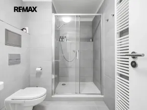 Prodej bytu 2+kk, Praha - Vysočany, Strnadových, 50 m2