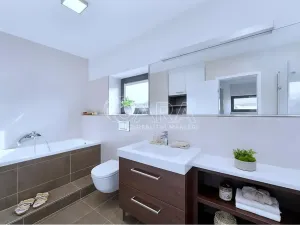 Prodej rodinného domu, Velké Popovice, U Školky, 190 m2