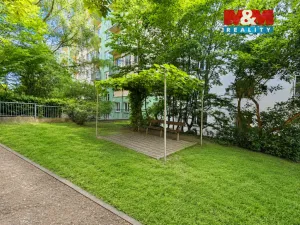 Prodej bytu 1+1, Praha - Vinohrady, Hollarovo náměstí, 43 m2