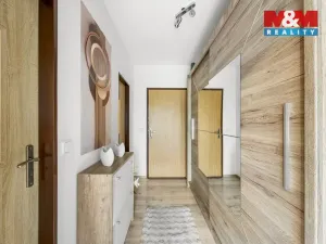 Prodej bytu 2+1, Chlumec, Stradovská, 51 m2