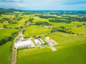 Prodej komerčního pozemku, Omlenice, 2175 m2