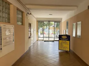 Pronájem kanceláře, Kroměříž, Vejvanovského, 17 m2
