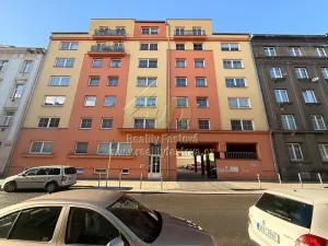 Pronájem bytu 2+kk, Plzeň, Plzenecká, 42 m2