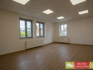 Pronájem kanceláře, Říčany, 17. listopadu, 24 m2
