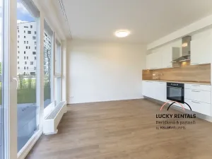 Pronájem bytu 2+kk, Praha - Vysočany, Pod Harfou, 44 m2