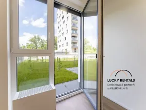 Pronájem bytu 2+kk, Praha - Vysočany, Pod Harfou, 44 m2