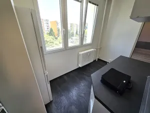 Prodej bytu 3+1, Praha - Kamýk, Snopkova, 66 m2