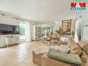 Prodej rodinného domu, Odolena Voda - Dolínek, Za Klokočkou, 360 m2