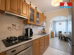 Prodej bytu 3+1, Praha, Parmská, 72 m2