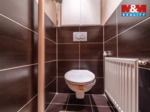 Prodej bytu 2+1, Hrádek - Nová Huť, 1. máje, 56 m2