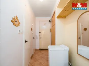 Prodej bytu 2+1, Teplice - Řetenice, Buzulucká, 47 m2