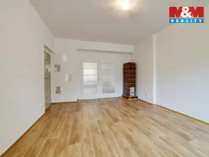 Pronájem bytu 3+1, Cheb, Valdštejnova, 86 m2