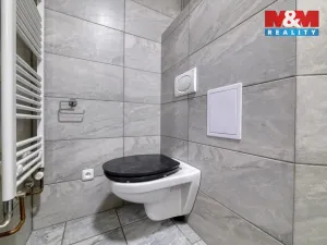 Pronájem bytu 3+1, Cheb, Valdštejnova, 86 m2