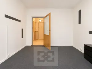 Pronájem bytu 2+1, Olomouc, Dělnická, 55 m2