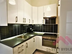Pronájem bytu 2+kk, Praha - Vinohrady, Radhošťská, 47 m2