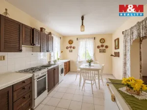 Prodej rodinného domu, Martínkovice, 380 m2