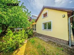 Prodej rodinného domu, Hřebeč, V háji, 165 m2