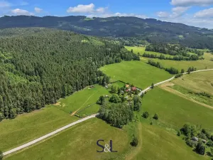 Prodej zemědělské usedlosti, Horní Planá, 200 m2