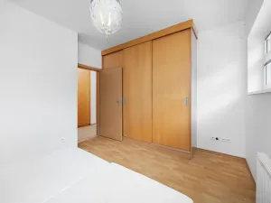 Prodej bytu 2+kk, Praha - Malešice, Ungarova, 59 m2