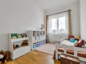 Prodej bytu 3+kk, Šestajovice, Komenského, 116 m2