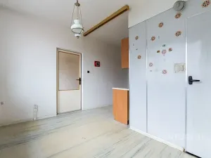 Prodej bytu 3+1, Chomutov, Jiráskova, 80 m2