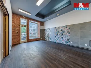 Pronájem obchodního prostoru, Karlovy Vary, Jaltská, 50 m2