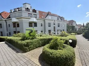 Prodej bytu 3+1, Praha - Troja, Trojská, 88 m2