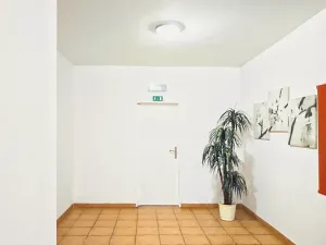 Pronájem bytu 1+kk, Praha - Vysočany, Paříkova, 30 m2