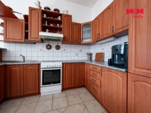 Prodej rodinného domu, Holubice - Kozinec, U Kapličky, 200 m2