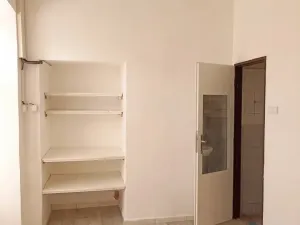 Pronájem skladu, Běstovice, 113 m2