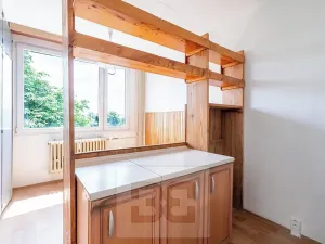 Pronájem bytu 3+1, Praha - Kobylisy, Kyselova, 64 m2