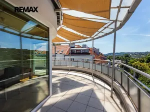 Pronájem bytu 3+kk, Praha - Podolí, U Kublova, 88 m2