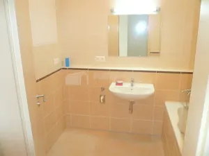 Pronájem bytu 1+kk, Praha - Hostivař, Athénská, 36 m2
