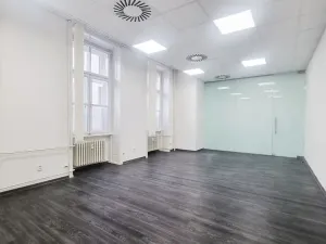 Pronájem kanceláře, Brno, Sukova, 46 m2
